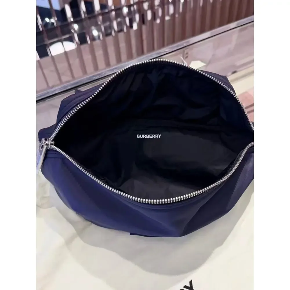 Burberry Navy Zip bum bag New - Picture 5 of 8
